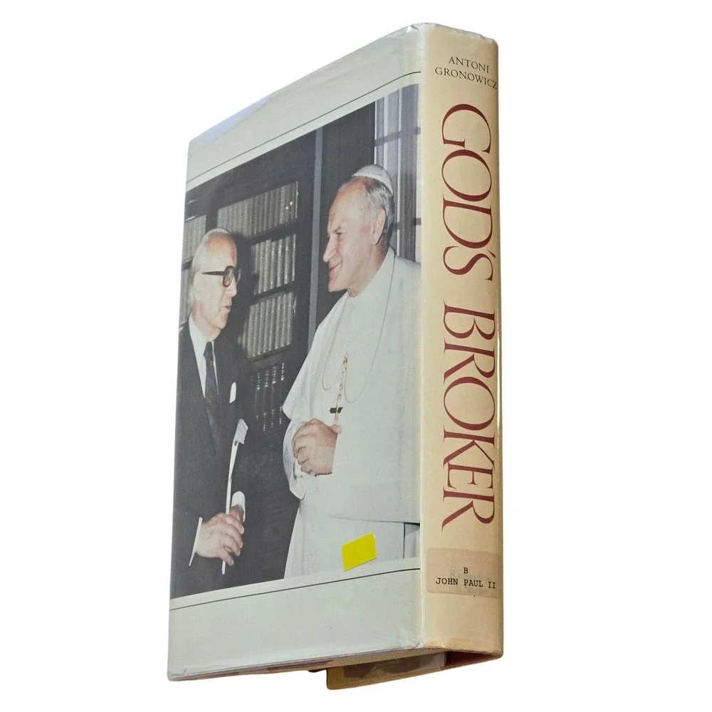 God's Broker Pope John‎ Paul II Biography HC 1984 Gronowicz
